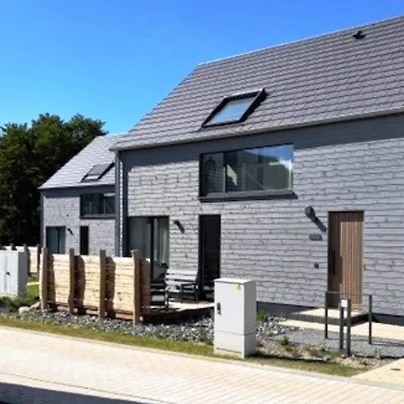 Urlaubshaus Mit Grosser Terrasse Nyaraló